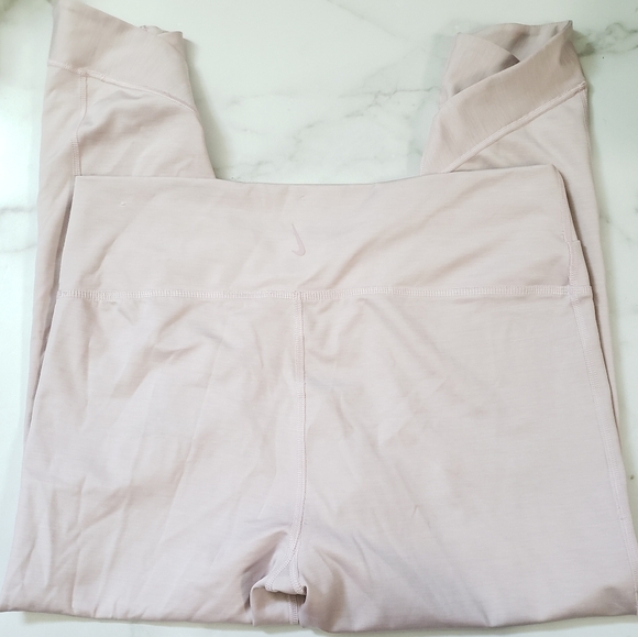 Nike Yoga High Waist 7/8 Blush Pink Leggings Size XXL - Picture 4 of 10